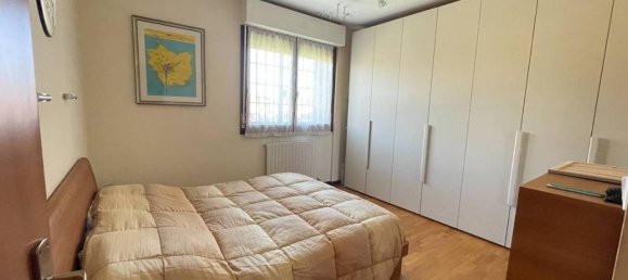5 rooms Apartment in Castenaso, Italy No. 28186 9