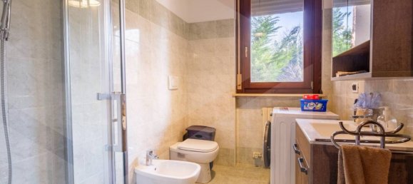 3 rooms Apartment in Caldiero, Italy No. 23437 9