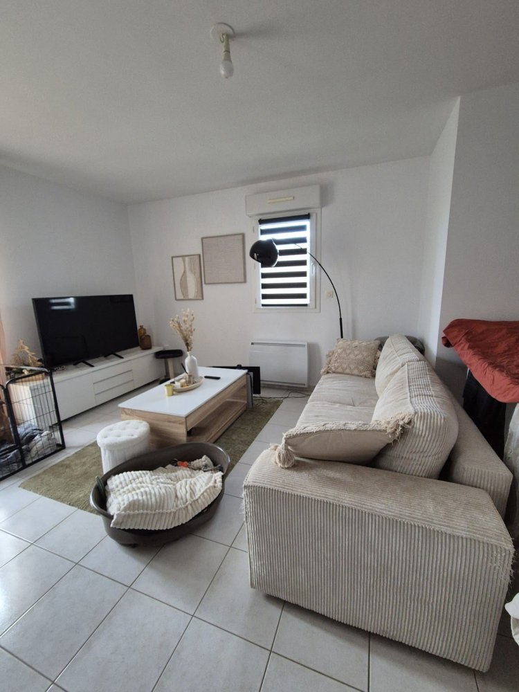 2 Schlafzimmer Haus in Saint-Aubin-du-Cormier, France, Nr. 206235