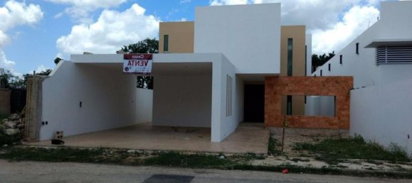 Casa de 3 dormitorios en Mérida, Mexico No. 137549 2