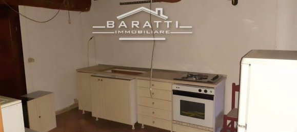 6 rooms Apartment in Ostiglia, Italy No. 63710 5