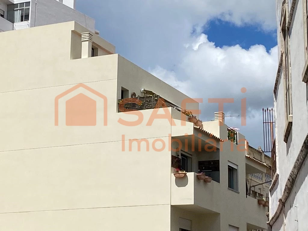 3 bedrooms Duplex in Faro, Portugal No. 146160