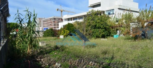  Land in Lisbon, Portugal No. 92512 3