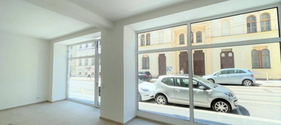 2-salle Bureau à Neubau, Austria No. 90706 6