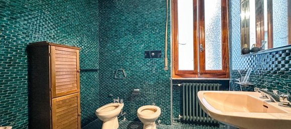 6 rooms Apartment in Gattinara, Italy No. 236496 19