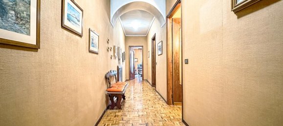 6 rooms Apartment in Gattinara, Italy No. 236496 16