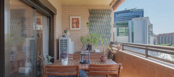 Квартира с 3 спальнями в Валенсия, Испания № 190928 18