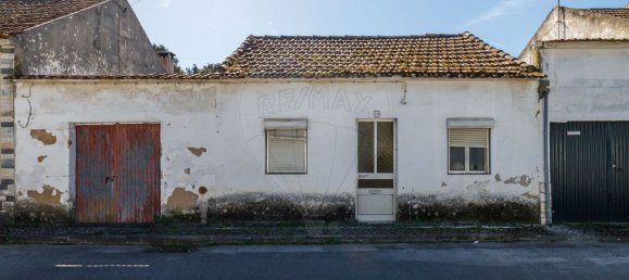 2 Schlafzimmer Haus in Rio Maior, Portugal, Nr. 30389 5