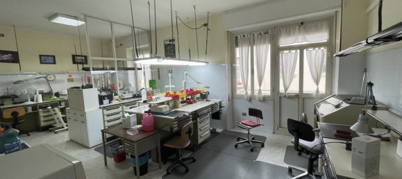 3 bedrooms Apartment in Sassari, Italy No. 43971 11