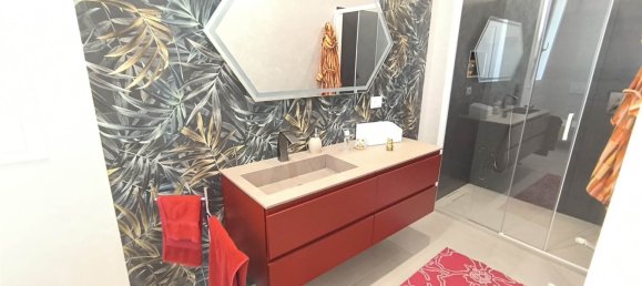 3 bedrooms Villa in Florence, Italy No. 314417 22