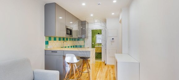 9 bedrooms Building in Lisbon, Portugal No. 70096 4