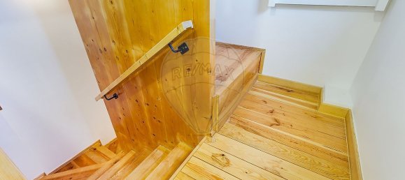 9 bedrooms Building in Lisbon, Portugal No. 70096 10