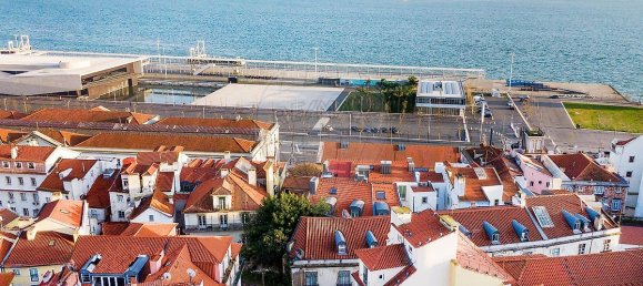 9 bedrooms Building in Lisbon, Portugal No. 70096 44