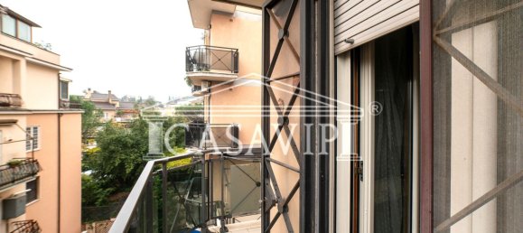 Apartamento de 3 divisões em Rome, Italy N.º 216963 9