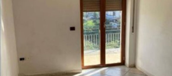 4 غرف نوم شقة في San Giorgio a Cremano, Italy رقم 327455 10