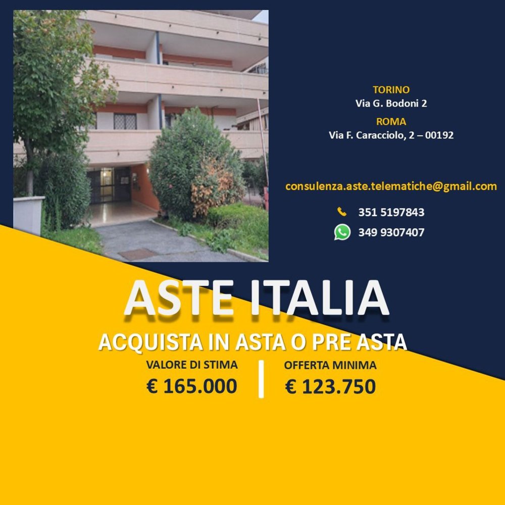 Квартира с 4 комнатами в Рим, Италия № 8884