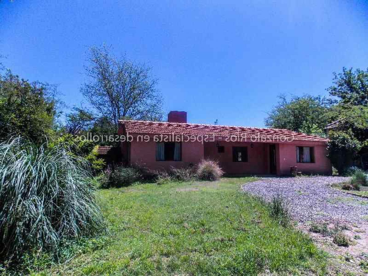 Дом с 3 спальнями в Кордоба, Аргентина № 10766