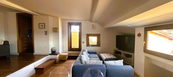 7-salle Penthouse à Naples, Italy No. 37318 18