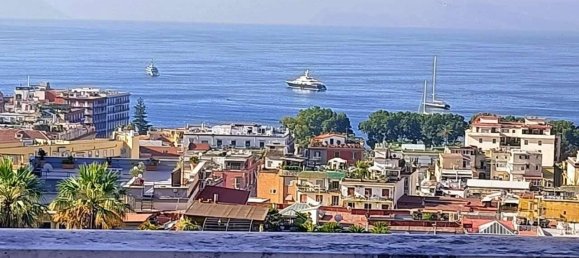 7-salle Penthouse à Naples, Italy No. 37318 2