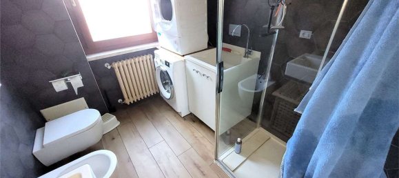 5 غرف نوم شقة في Lavagno, Italy رقم 375604 20