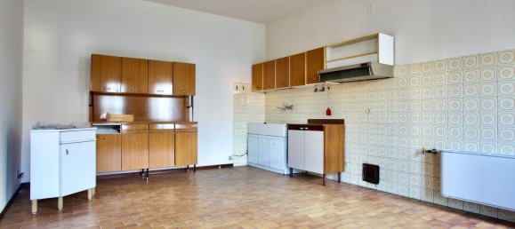 Casa de 3 divisões em Castel Gabbiano, Italy N.º 10867 4