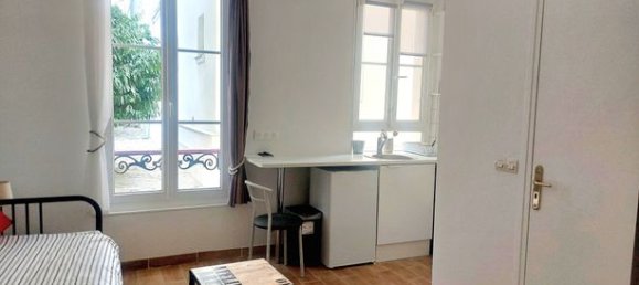 1 bedroom Apartment in Paris, France No. 312538 2