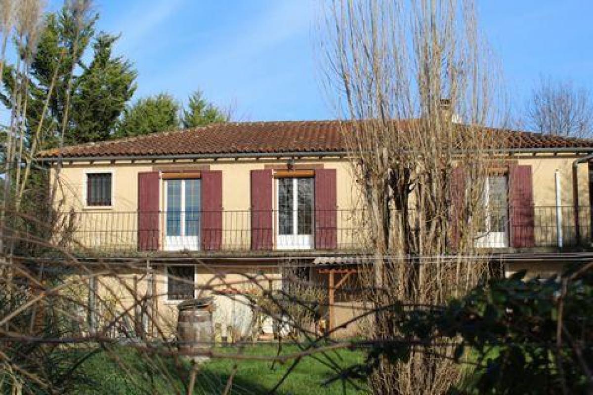 5 bedrooms House in Bergerac, France No. 5774