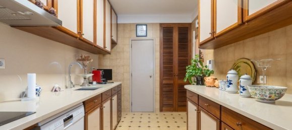 3 bedrooms Apartment in Porto, Portugal No. 113652 10