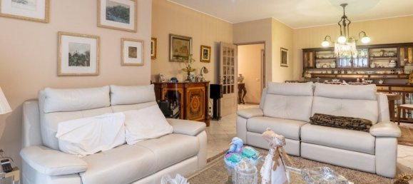 3 bedrooms Apartment in Porto, Portugal No. 113652 5