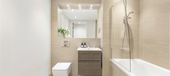 2 bedrooms Apartment in London, United Kingdom No. 5186 11