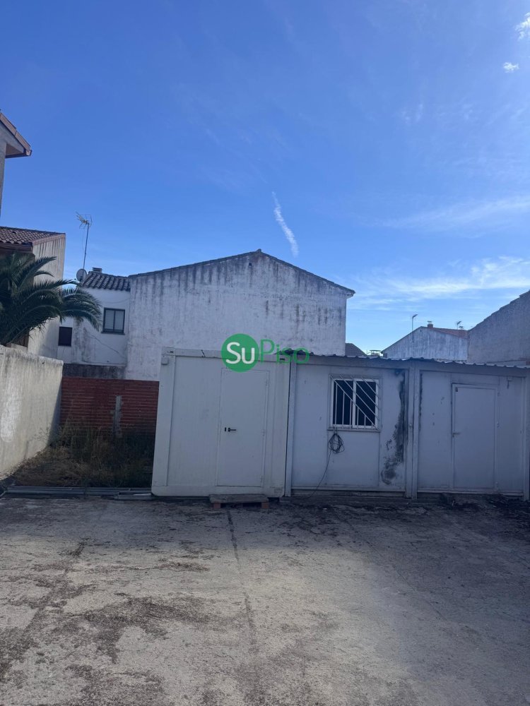  قطعة أرض في Toledo, Spain 214متر مربع رقم 234640