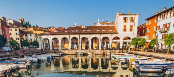 1 غرف نوم شقة في Desenzano del Garda, Italy رقم 187864 54