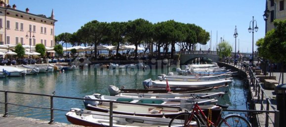 1 غرف نوم شقة في Desenzano del Garda, Italy رقم 187864 61