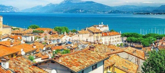 1 غرف نوم شقة في Desenzano del Garda, Italy رقم 187864 44