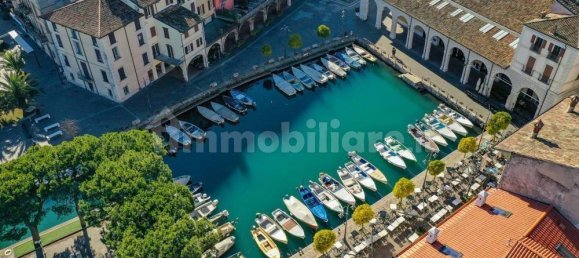 1 غرف نوم شقة في Desenzano del Garda, Italy رقم 187864 41