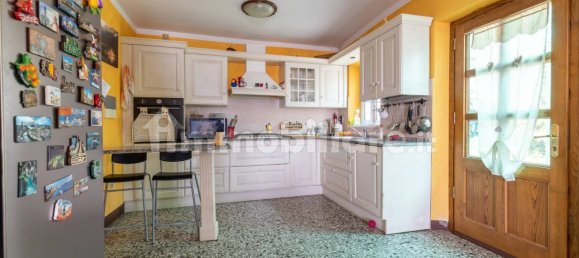 2 Schlafzimmer Haus in Lucca, Italy, Nr. 22568 30