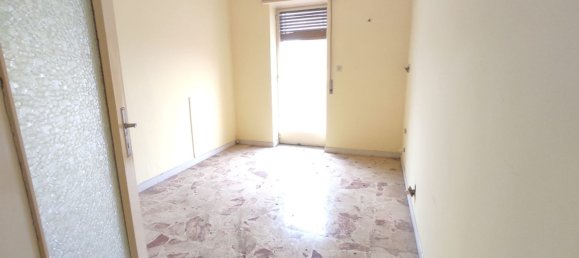 5-salle Appartement à Lentini, Italy No. 137685 11