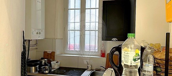 Apartamento de 2 dormitorios en Colombes, France No. 168688 3