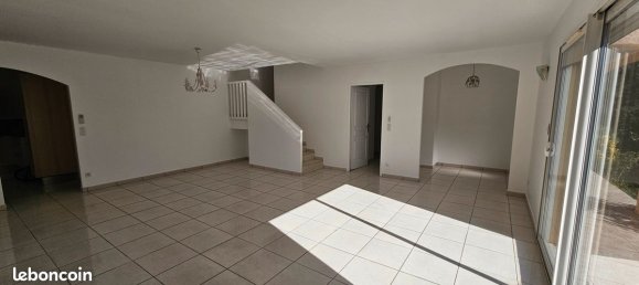 Villa de 4 dormitorios en Pyrenees-Orientales, France No. 336319 2