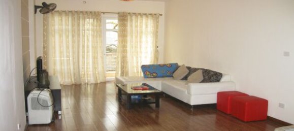 3 Schlafzimmer Haus in Tay Ho, Vietnam, Nr. 7098 4