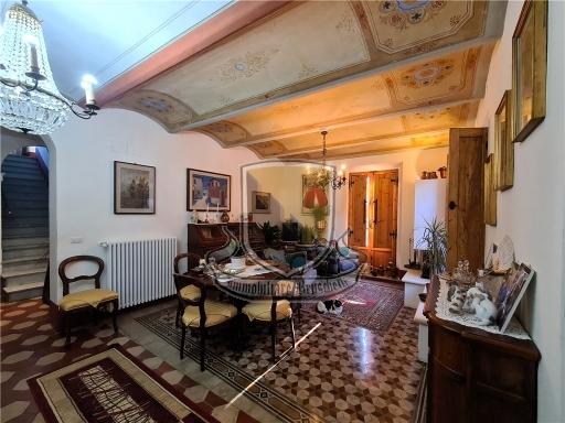 11 rooms Villa in Siena, Italy No. 33062