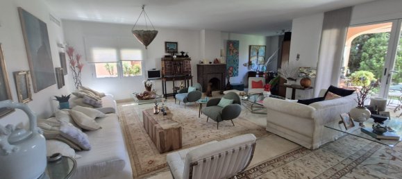 Apartamento de 5 dormitorios en Marbella, Spain No. 156912 5