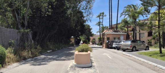 Apartamento de 5 dormitorios en Marbella, Spain No. 156912 32