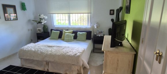 Apartamento de 5 dormitorios en Marbella, Spain No. 156912 14