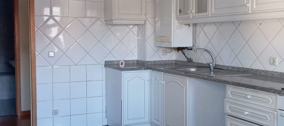 2 bedrooms Apartment in Rio Tinto, Portugal No. 334577 2