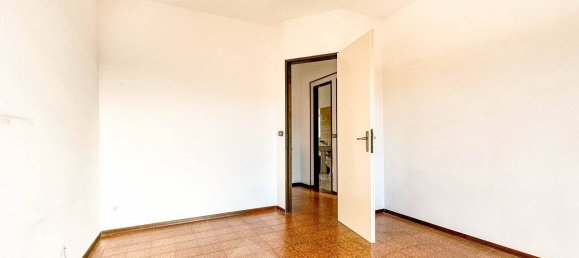 2 Schlafzimmer Wohnung in Borgosesia, Italy, Nr. 146094 10
