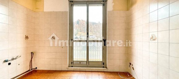 2 Schlafzimmer Wohnung in Borgosesia, Italy, Nr. 146094 9