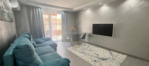 Apartamento de 3 dormitorios en Torrevieja, Spain No. 177356 2