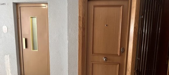 Apartamento de 3 dormitorios en Torrevieja, Spain No. 177356 9