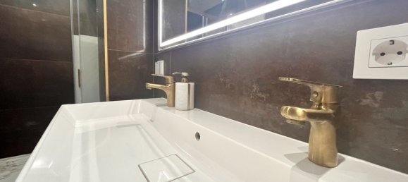Apartamento de 3 dormitorios en Torrevieja, Spain No. 177356 5
